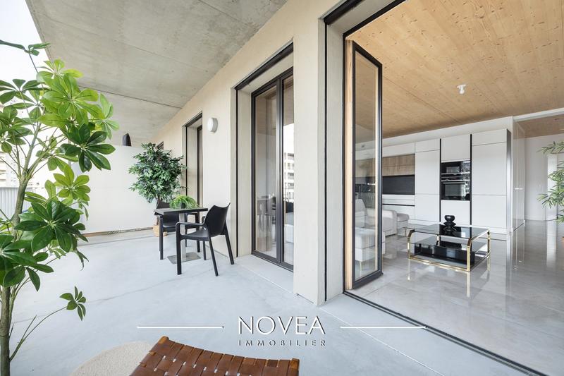 Appartement - 94 m² - 4 pièces