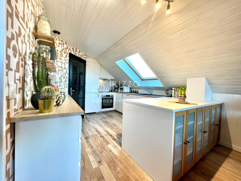 Appartement - 70 m² - 4 pièces