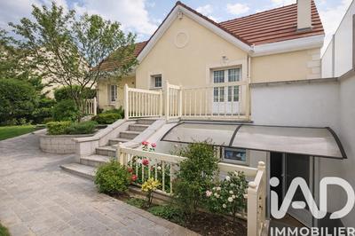 Maison - 150 m² - 6 pièces