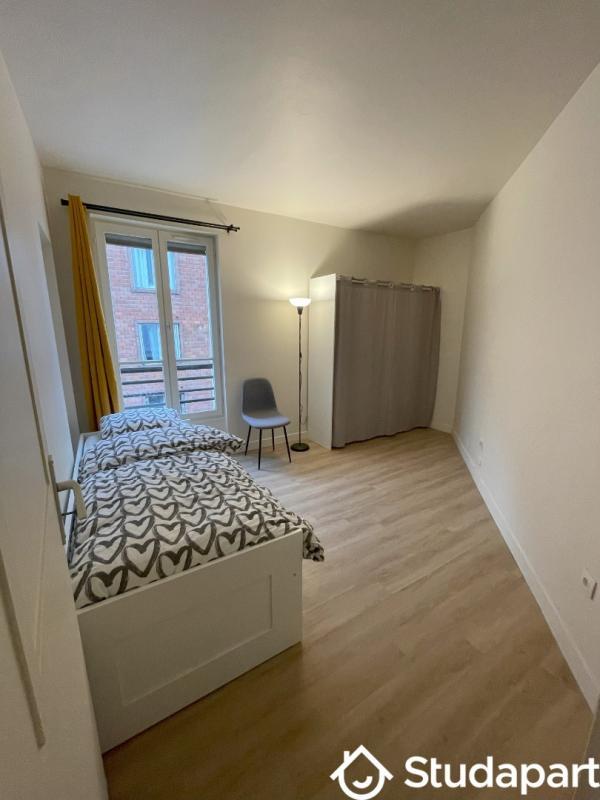 Chambre - 10 m² - 1 pièce