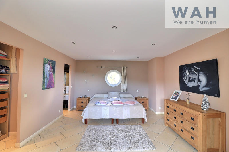 Villa - 174 m² - 5 pièces