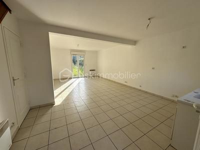 Maison traditionnelle - 92 m² - 5 pièces