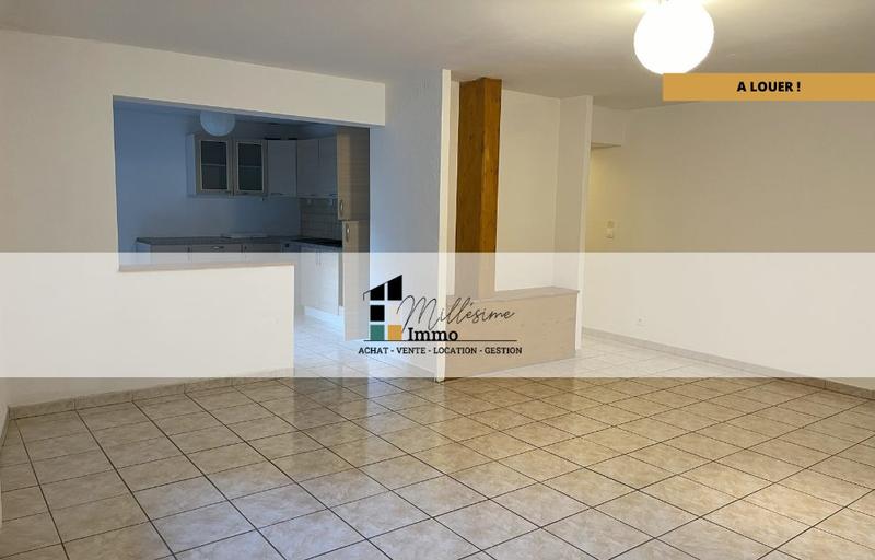 Appartement - 81 m² - 3 pièces