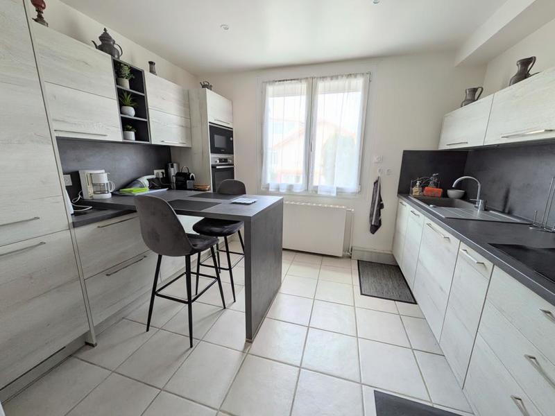 Maison - 136 m² - 5 pièces