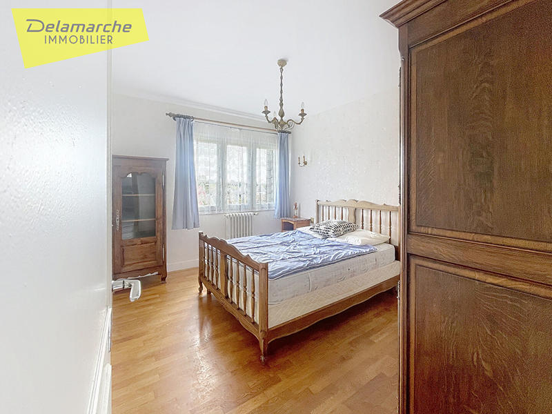 Maison - 121 m² - 7 pièces