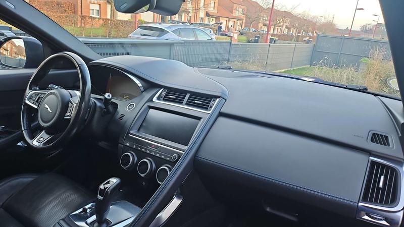 Jaguar E-Pace 2.0 d 150 Awd Bva R-Dynamic