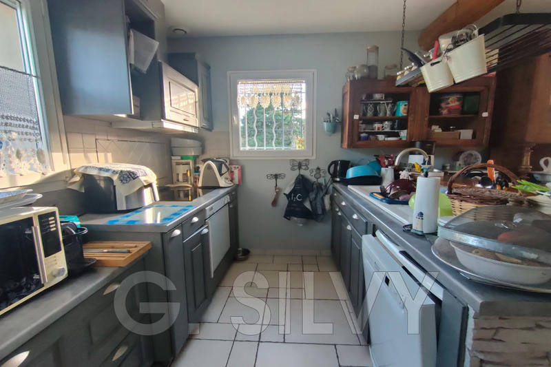 Maison - 102 m² - 4 pièces