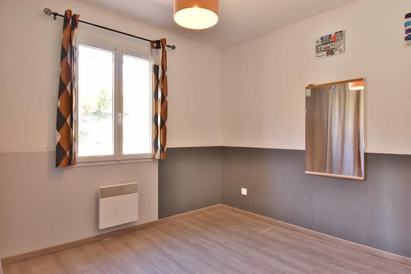 Villa - 93 m² - 4 pièces