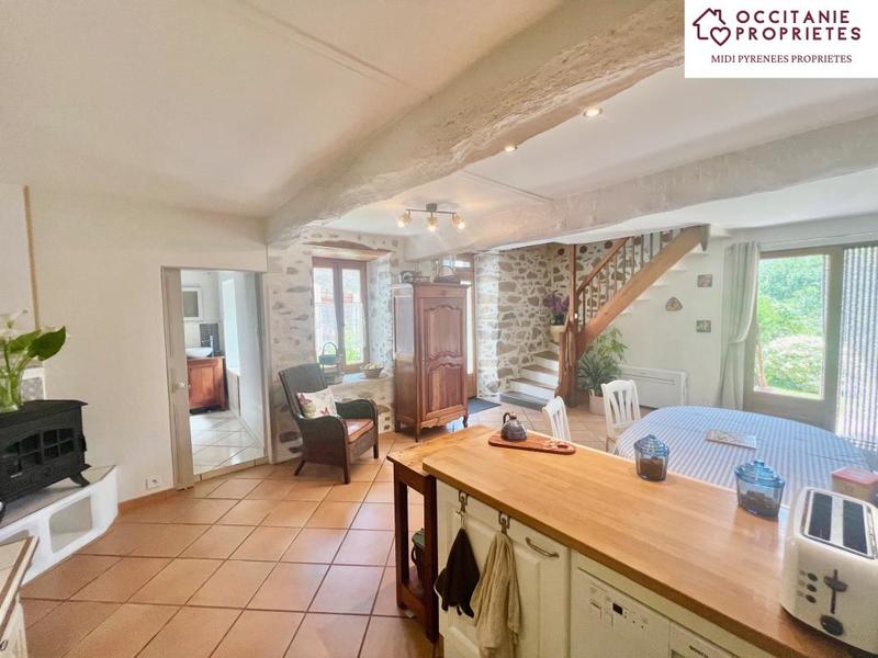 Propriété - 153 m² - 7 pièces