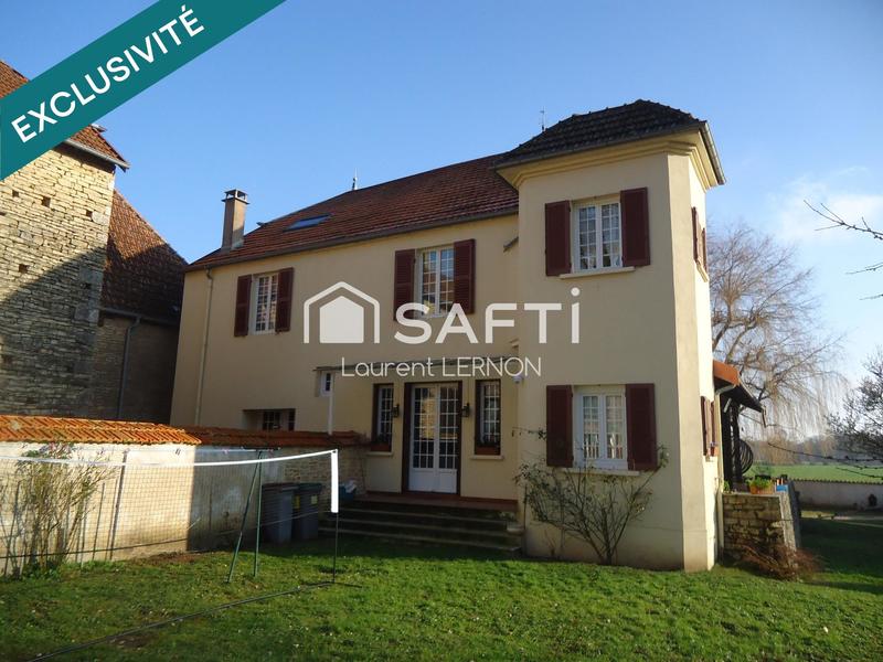 Maison de maîtres - 253 m² - 8 pièces