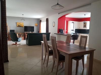 Maison - 136 m² - 5 pièces