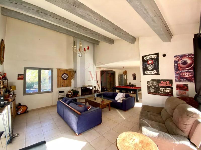 Villa - 186 m² - 7 pièces