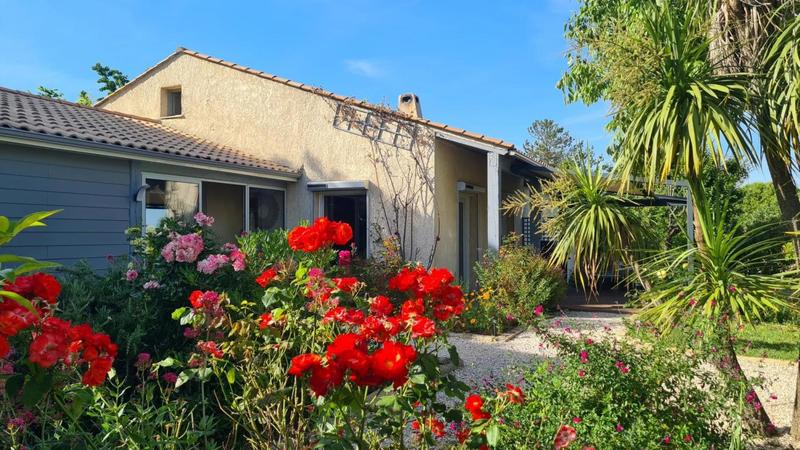 Villa - 208 m² - 8 pièces