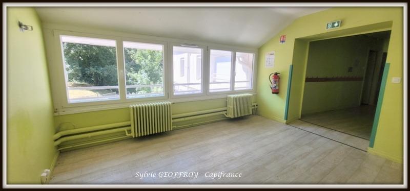 Ferme - 1 400 m² - 50 pièces