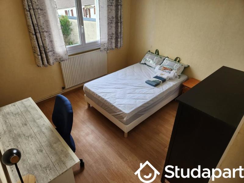 Chambre - 9 m² - 1 pièce