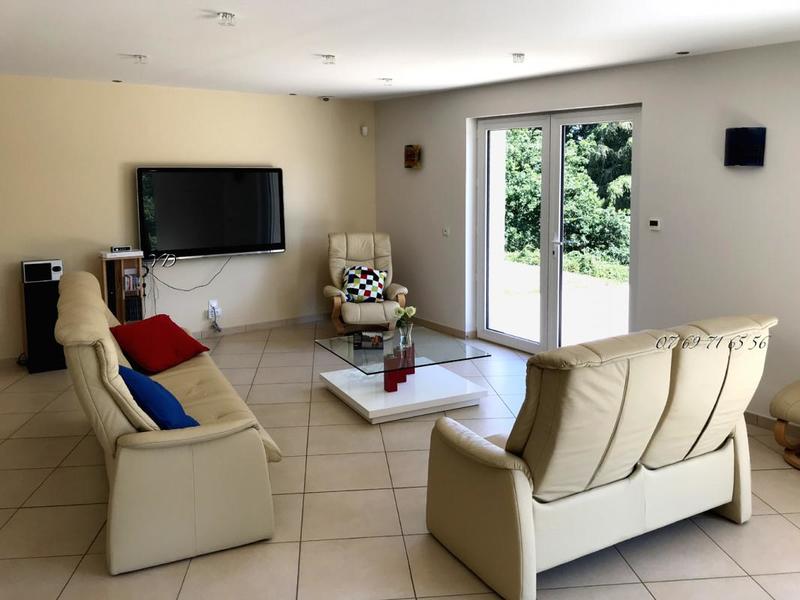 Maison - 170 m² - 5 pièces