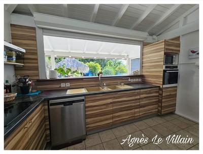 Villa - 264 m² - 6 pièces