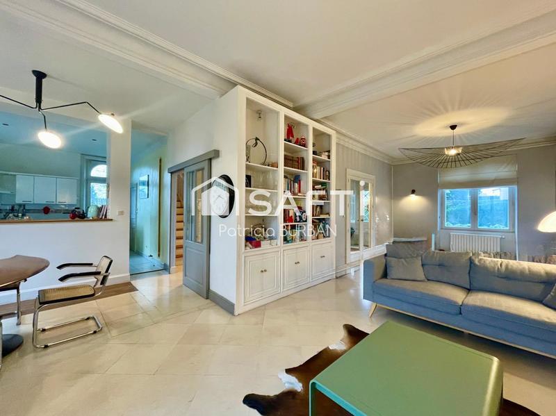 Maison - 184 m² - 7 pièces