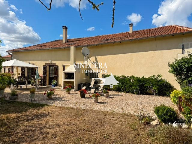 Maison - 157 m² - 4 pièces