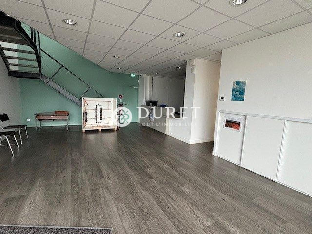 Local d'activités - 440 m²