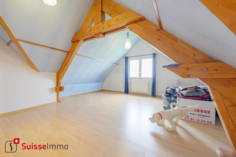 Maison - 200 m² - 7 pièces