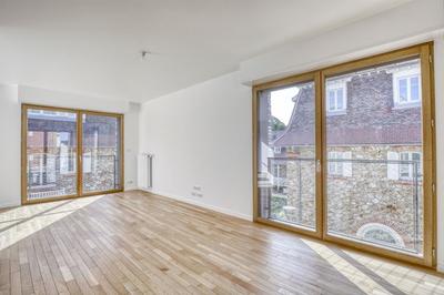 Studio - 34 m² - 1 pièce