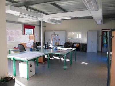 Bureau - 250 m² - 5 pièces