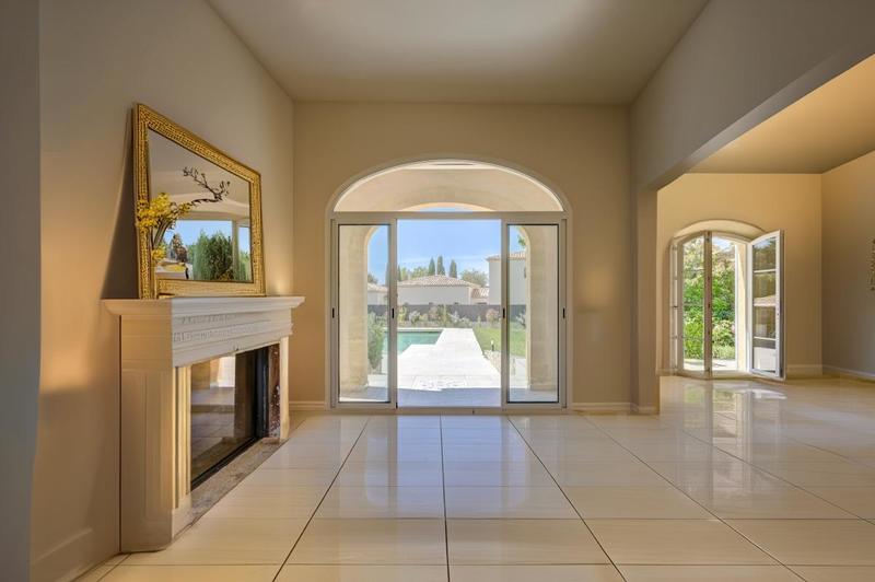 Maison - 190 m² - 6 pièces