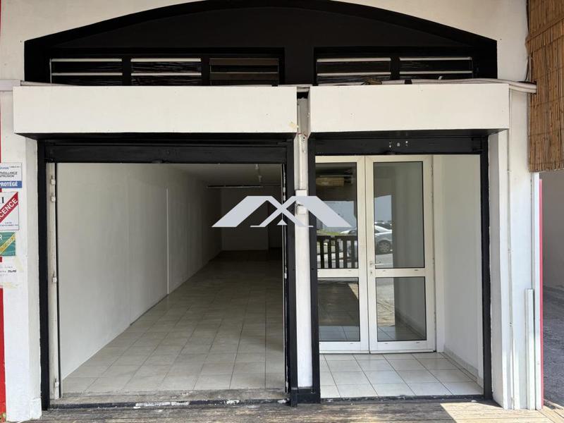 Local commercial - 66 m²