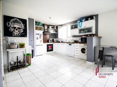 Duplex - 77 m² - 4 pièces