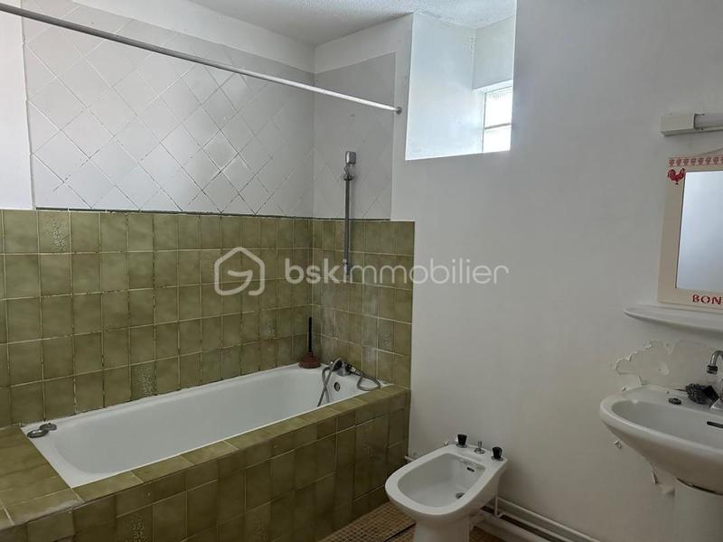 Appartement - 90 m² - 4 pièces