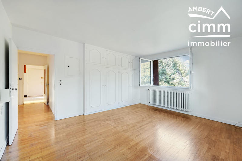 Maison - 143 m² - 6 pièces