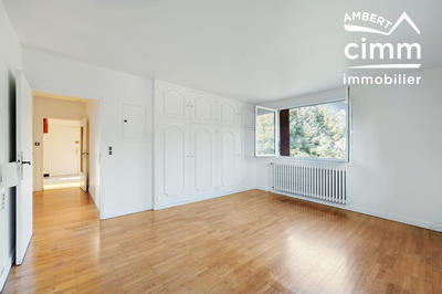 Maison - 143 m² - 6 pièces