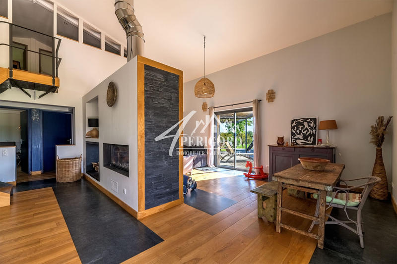 Maison contemporaine - 160 m² - 6 pièces