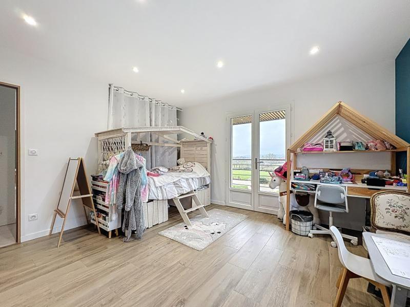 Maison - 200 m² - 7 pièces