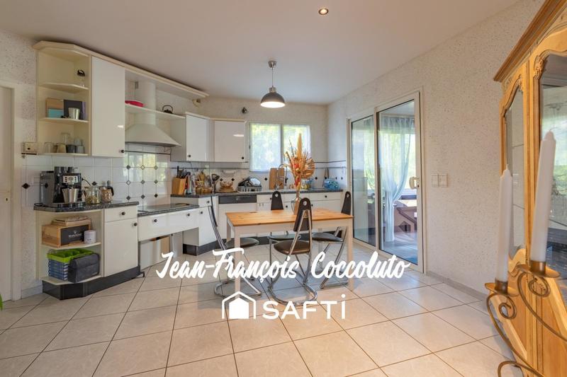 Maison - 175 m² - 5 pièces