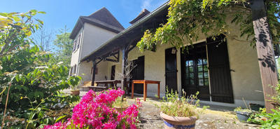 Maison - 195 m² - 7 pièces