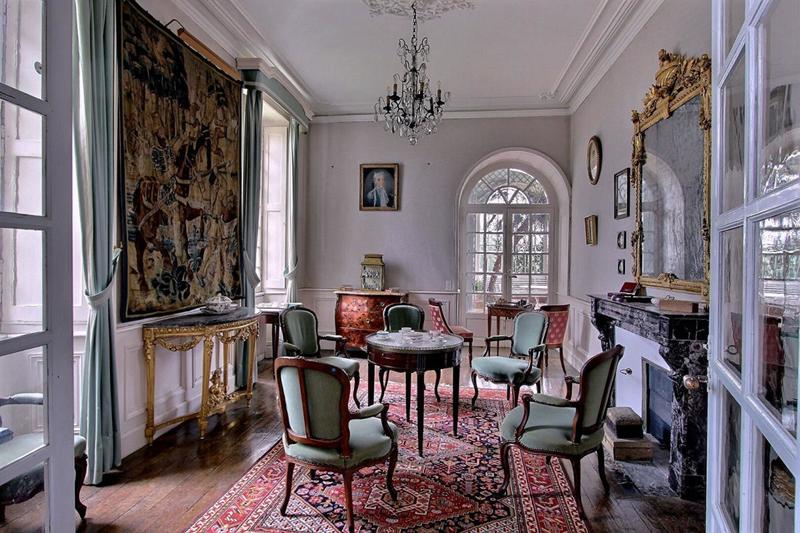 Manoir - 337 m² - 15 pièces