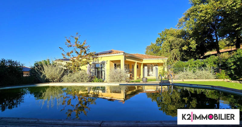 Maison - 104 m² - 5 pièces