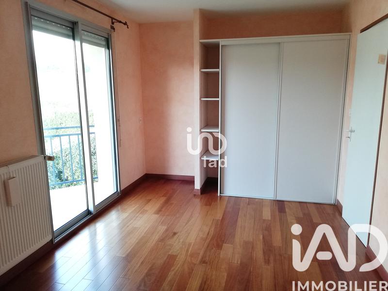 Maison - 225 m² - 8 pièces