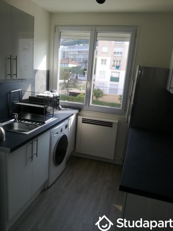 Chambre - 9 m² - 1 pièce