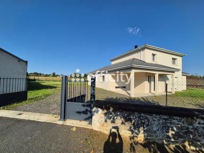 Maison - 163 m² - 5 pièces