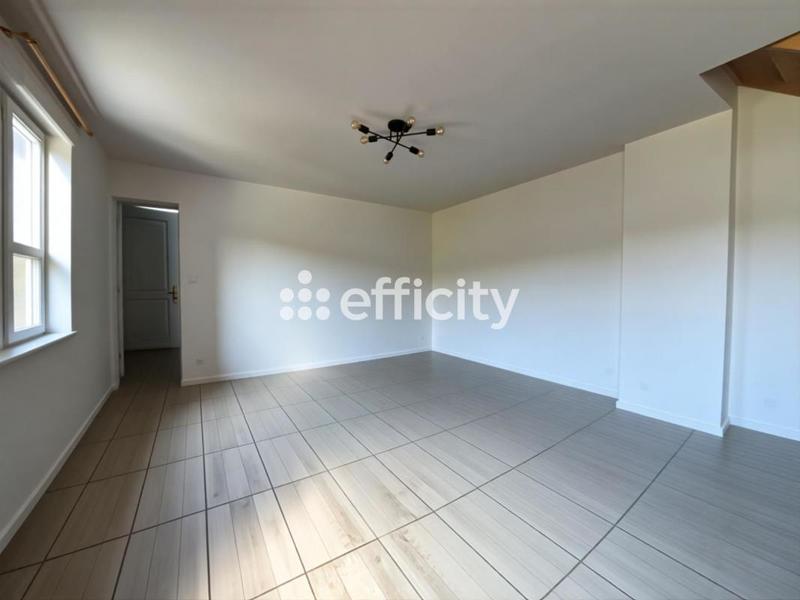 Maison - 192 m² - 5 pièces