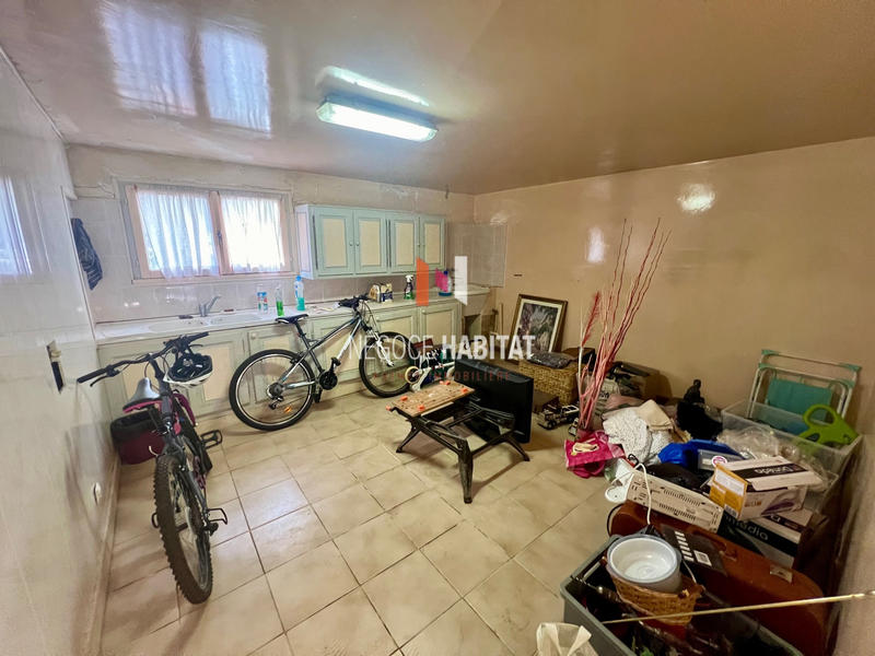 Maison - 166 m² - 6 pièces