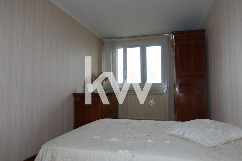 Appartement - 104 m² - 5 pièces