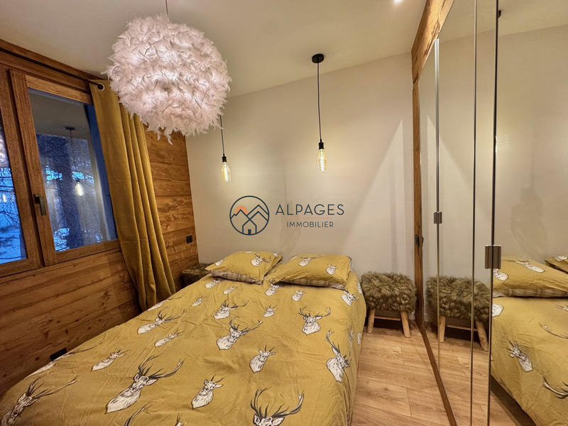 Appartement - 130 m² - 8 pièces