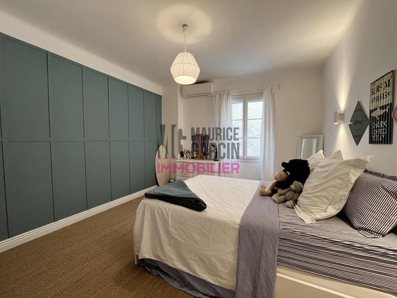 Maison - 180 m² - 6 pièces