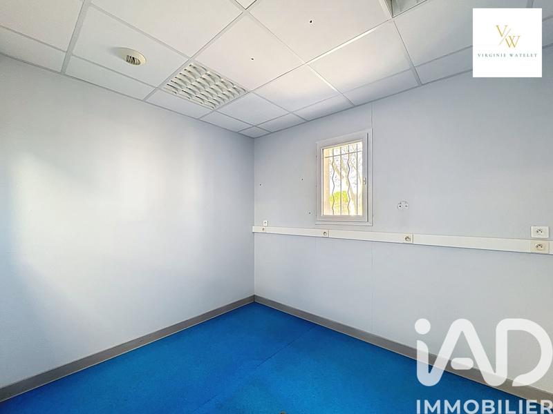 Maison - 220 m² - 12 pièces