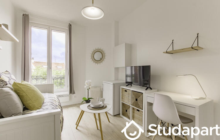 Chambre - 11 m² - 1 pièce