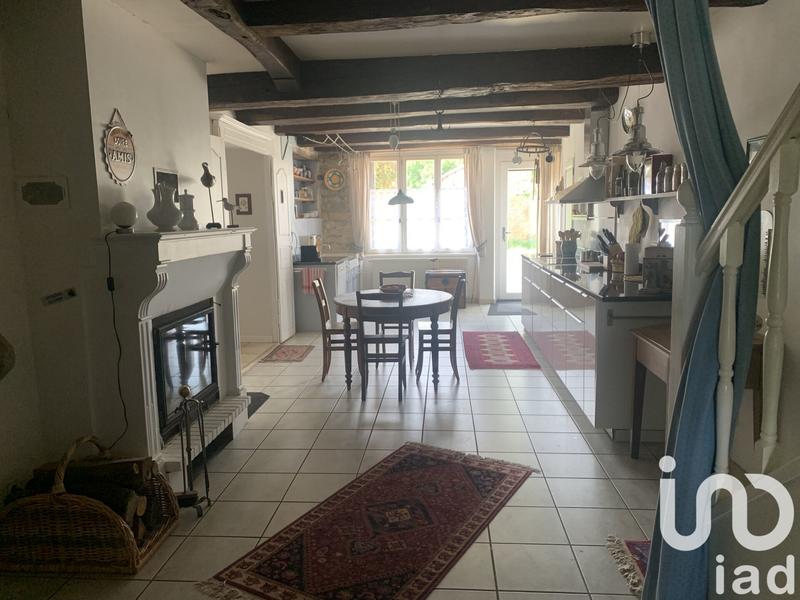 Maison - 211 m² - 7 pièces